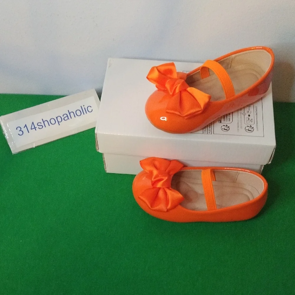 Toddler Girls Orange Patent Leather Shoes With Bow
